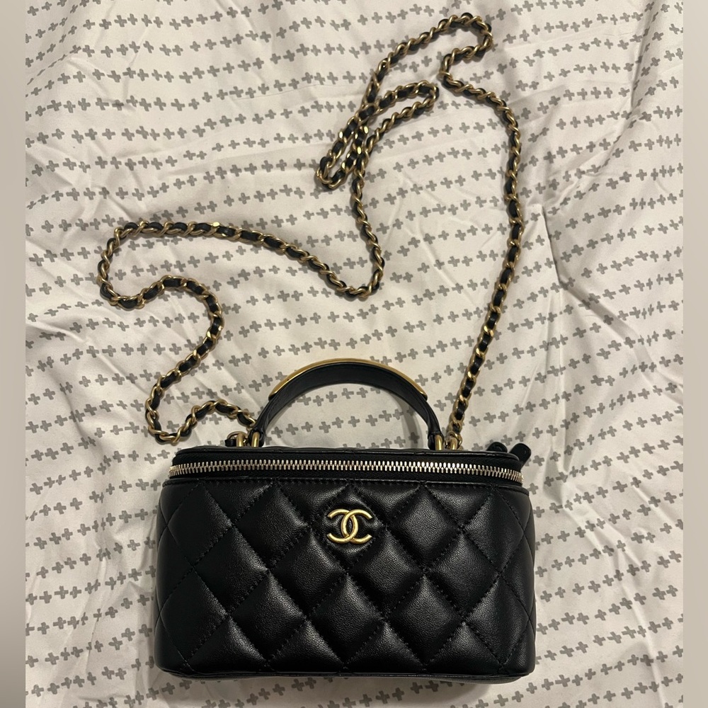 Chanel Pick Me Up Logo Handle Vanity Case with Chain Quilted Caviar Small Black